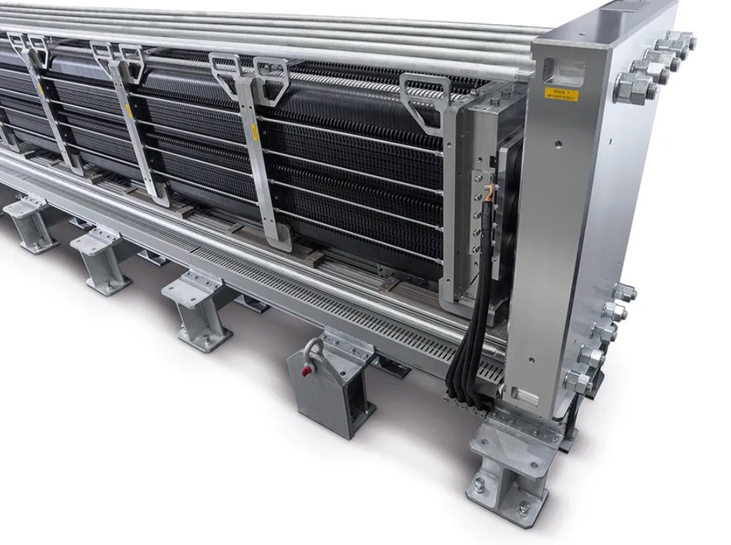 Siemens Energy Delivers First PEM Electrolysers to Air Liquide’s Normand’Hy Plant