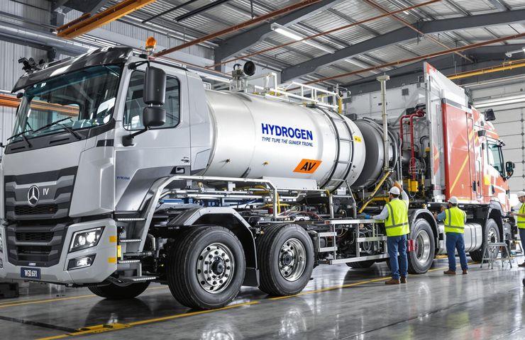 Hydrogen Infrastructure Powers Diesel Fleet Retrofits for Zero-Emission Transport