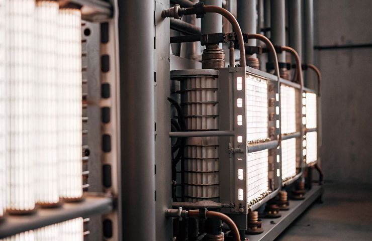 Equinix Clean Energy Strategy: Fuel Cells and Next-Gen Nuclear for Data Centers