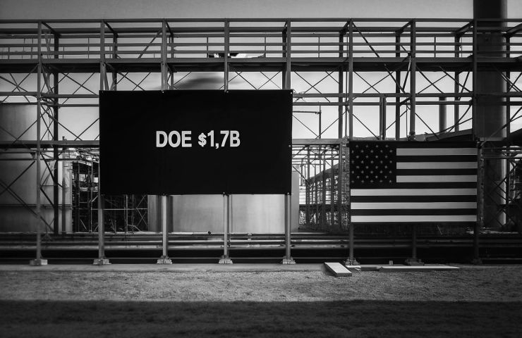 Plug Power Pauses U.S. Hydrogen Production Projects, Jeopardizing $1.7B DOE Loan