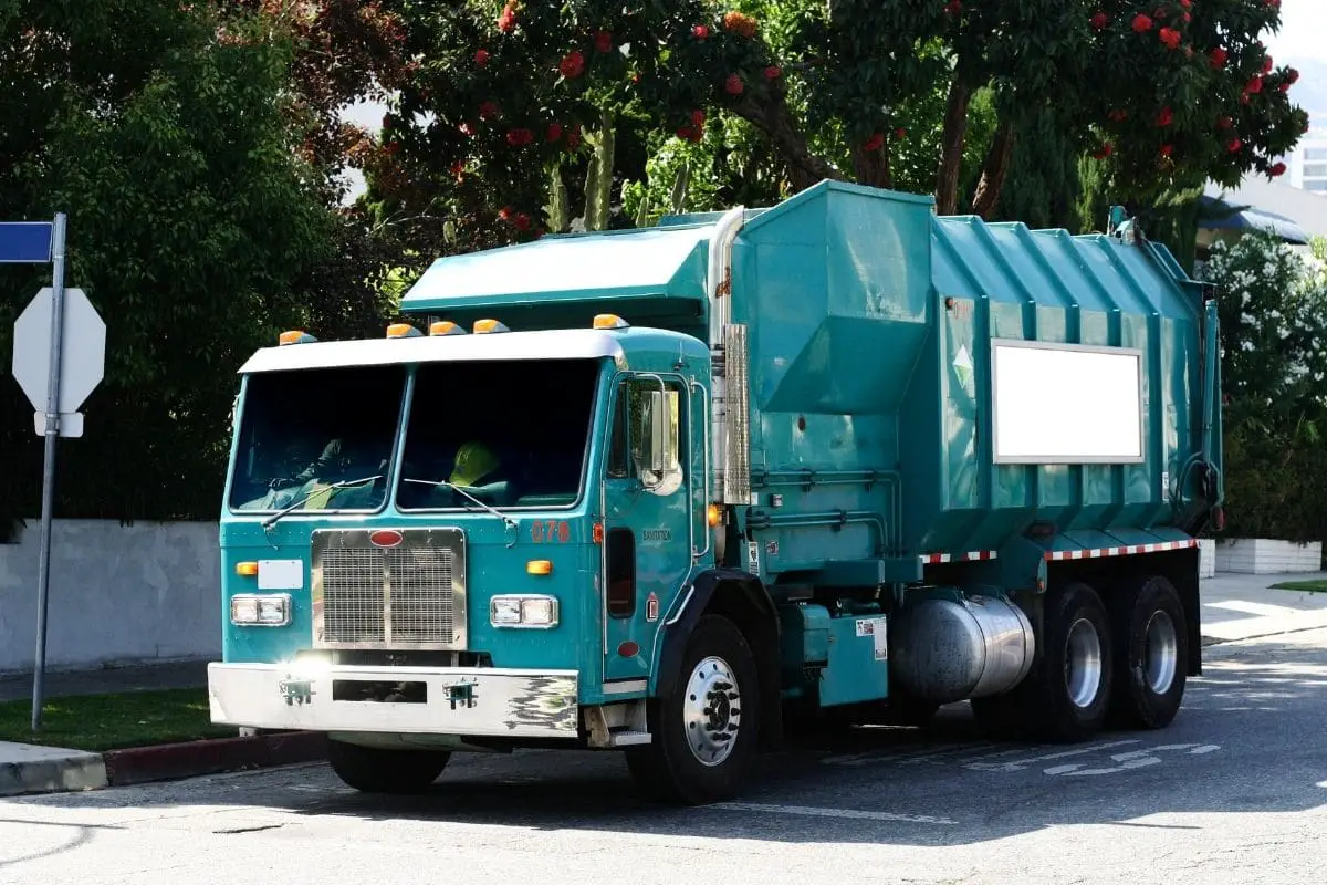 First hydrogen fuel cell waste truck in the UK to roll out on Aberdeen streets - H2 News