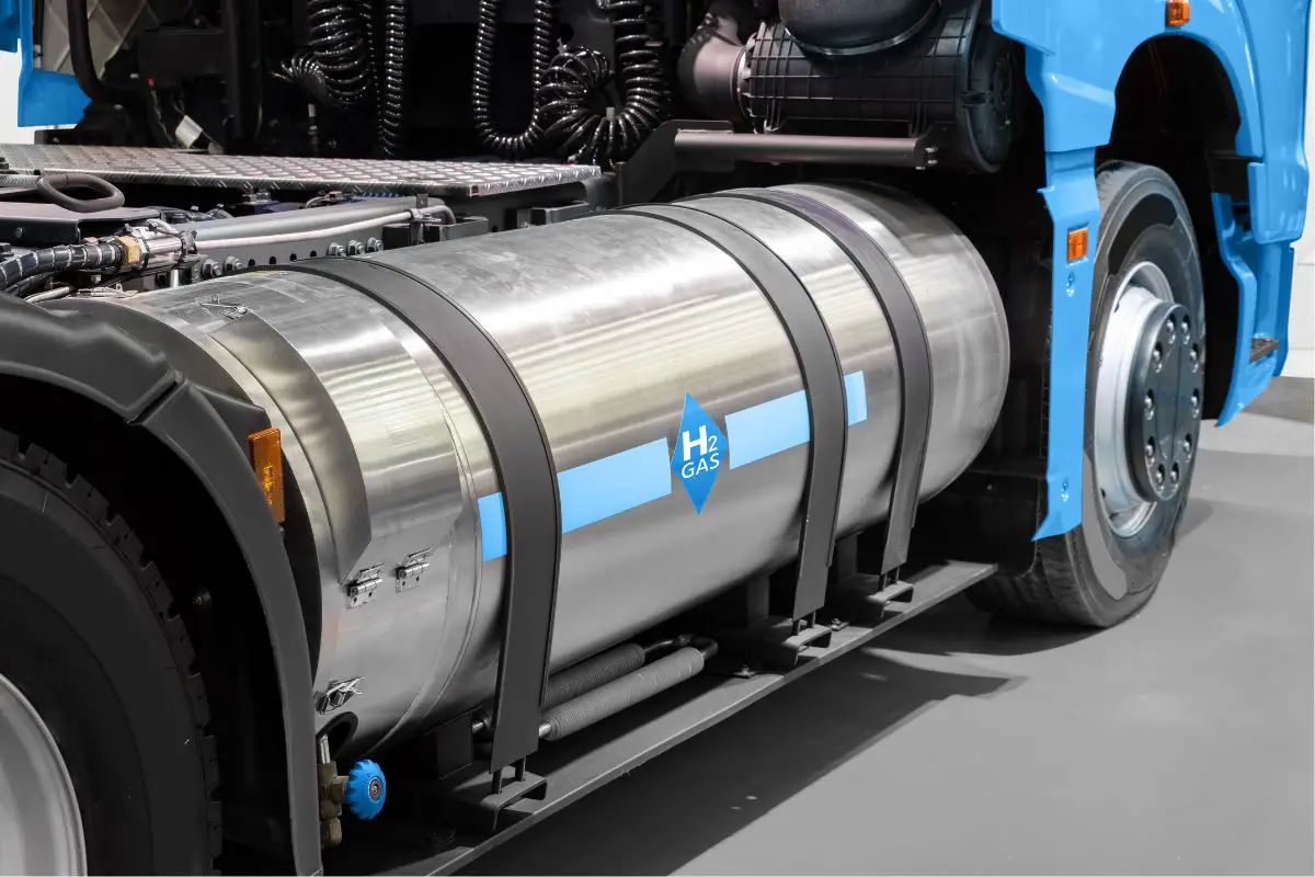 Hydrogen fuel - Germany's strategy to decarbonize trucking - H2 News