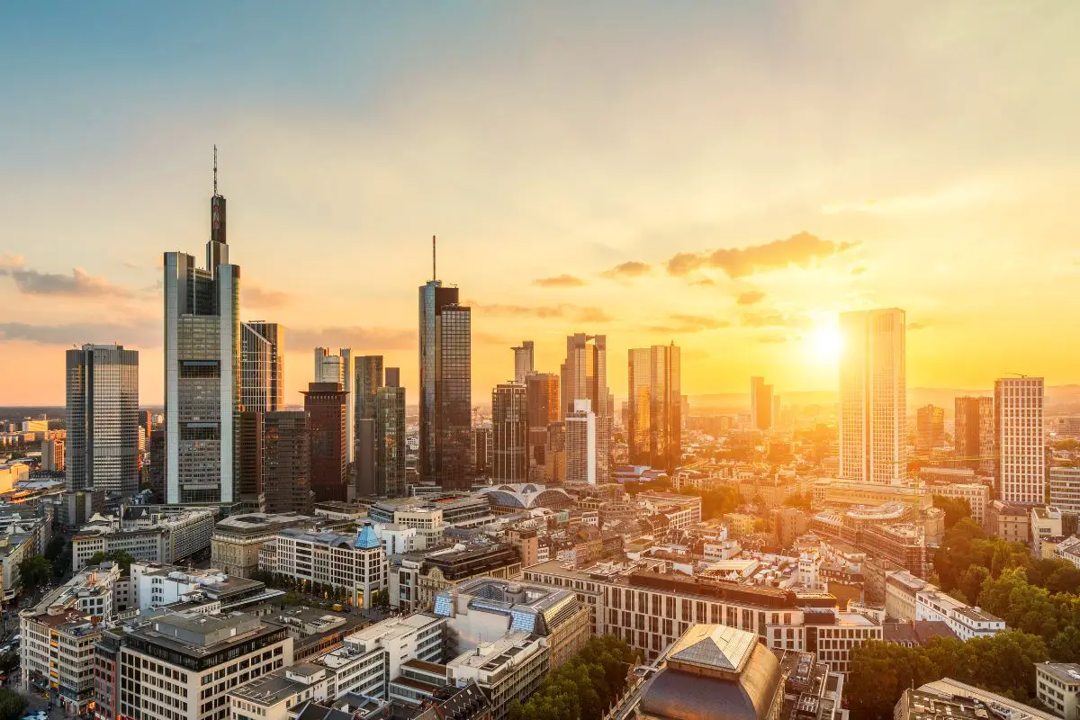 Frankfurt to boost presence of hydrogen buses in its city - H2 News