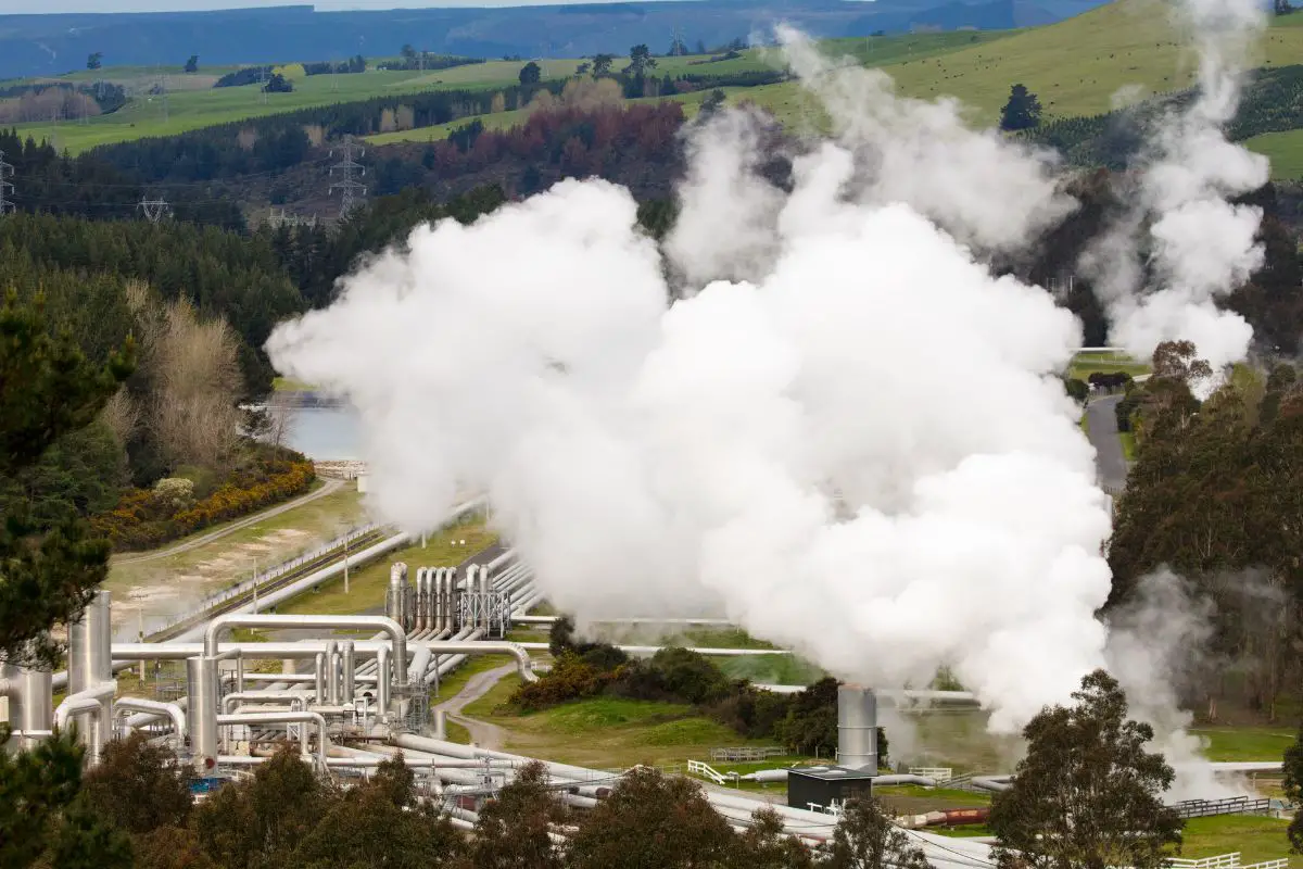 Google and Fervo Energy unveil the first US enhanced geothermal plant - H2 News