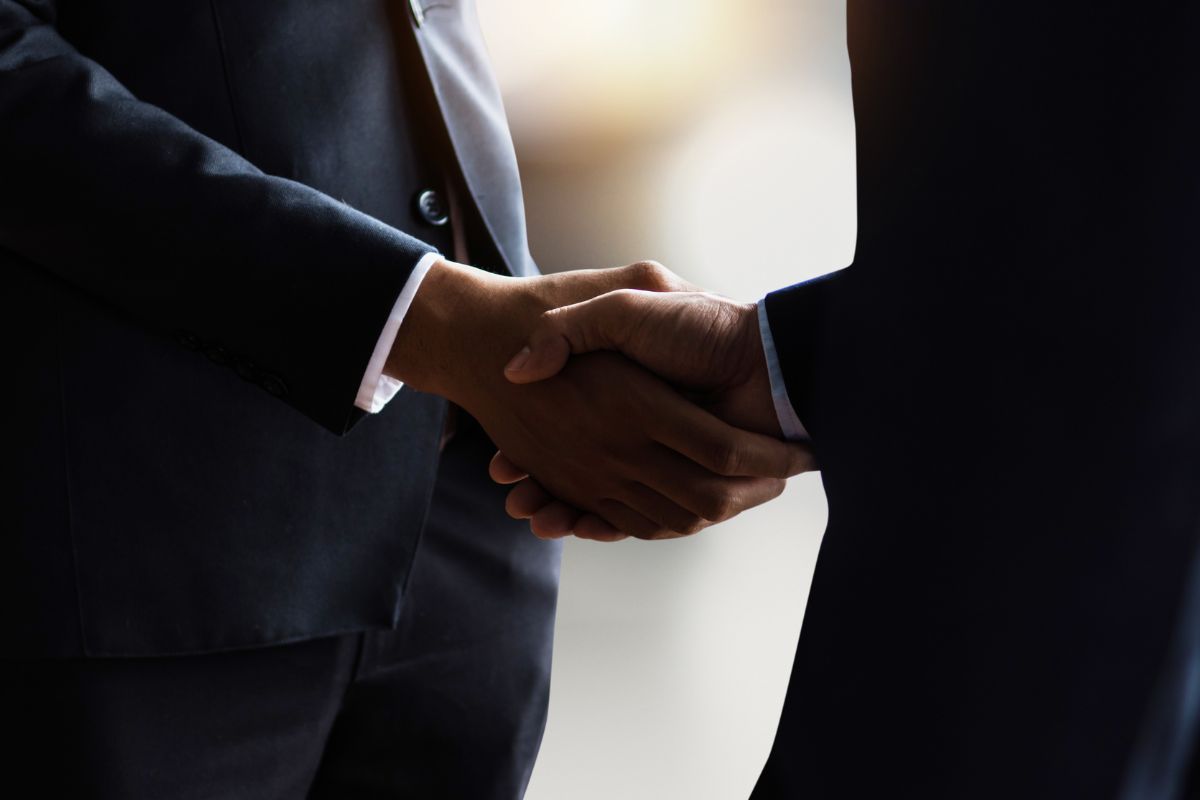 Cost competitive clean hydrogen production collab forms between Nel and GM  - H2 News