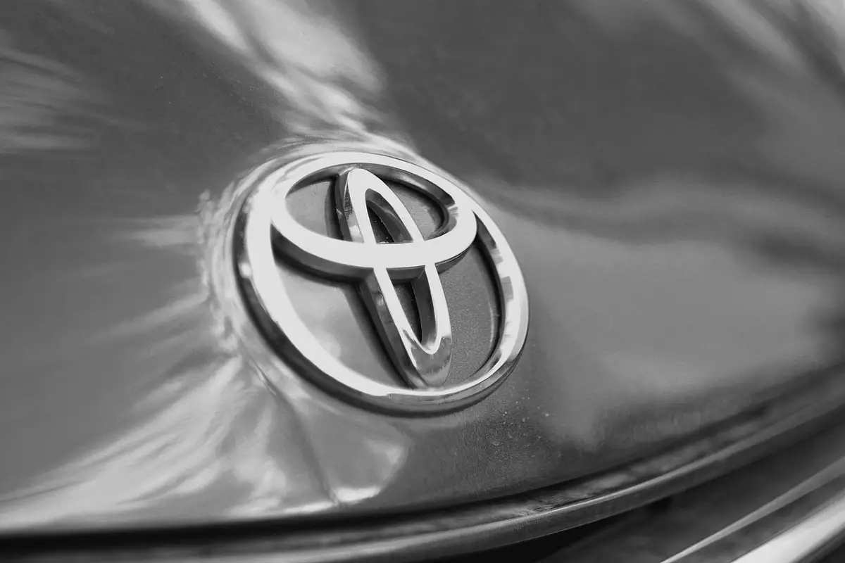 What makes Toyota’s hydrogen combustion engine special? - H2 News