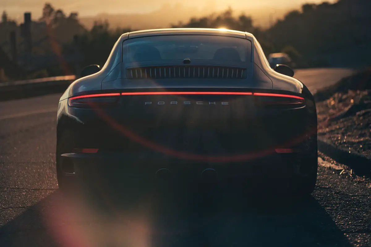 Porsche sportscars to use green steel made using hydrogen  - H2 News