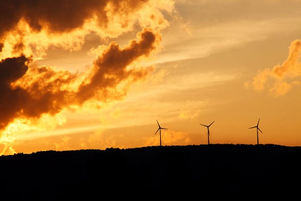 Wind energy reaches parity with coal in India - Hydrogen Fuel News