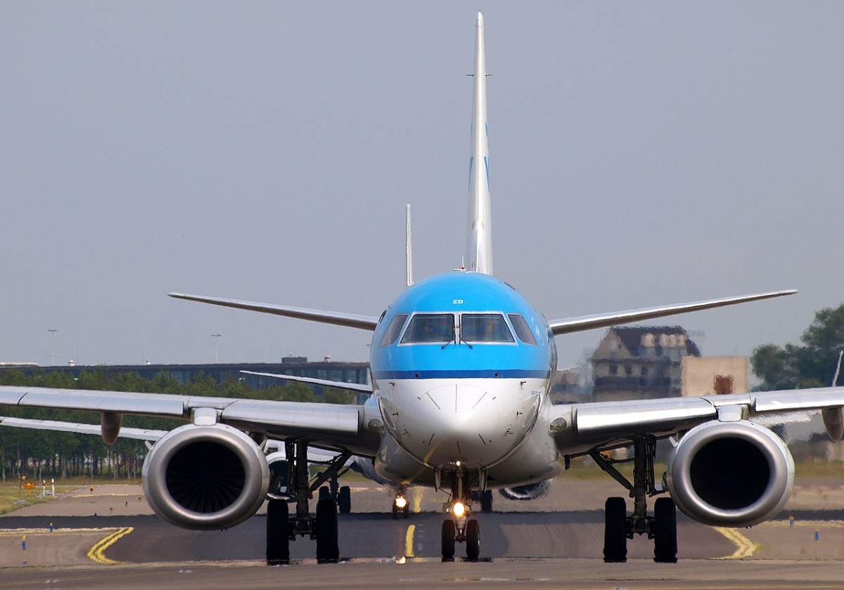 Embraer reveals new hydrogen jets as part of its Energia initiative - H2 News