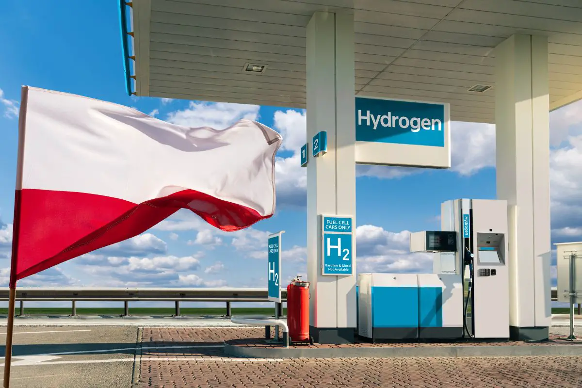 Poland opens its first hydrogen refueling station - H2 News