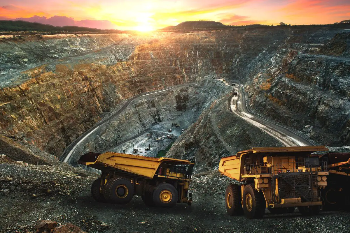 Massive hydrogen fuel truck to help decarbonize the mining industry - H2 News