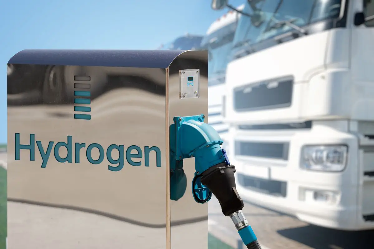 Europe’s first high-pressure hydrogen station for trucks opened by Air Liquide and Iveco Group- H2 News