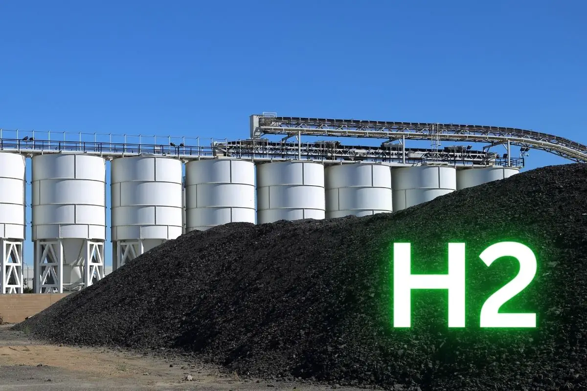 Revolutionary green hydrogen system helps clean up asphalt production - H2 News