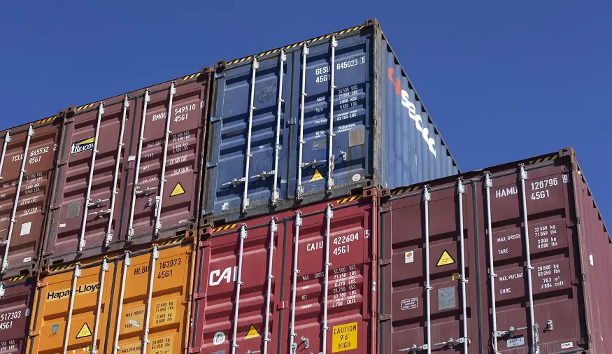 First hydrogen fuel cell modules shipment headed to ECUBES from Loop Energy