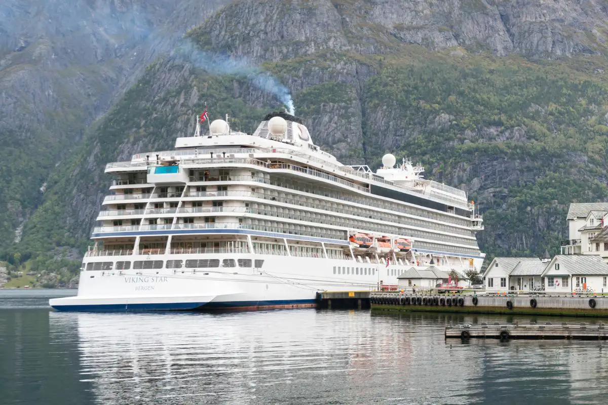 Ships powered by hydrogen fuel cells in the works by Viking Cruises - H2 News