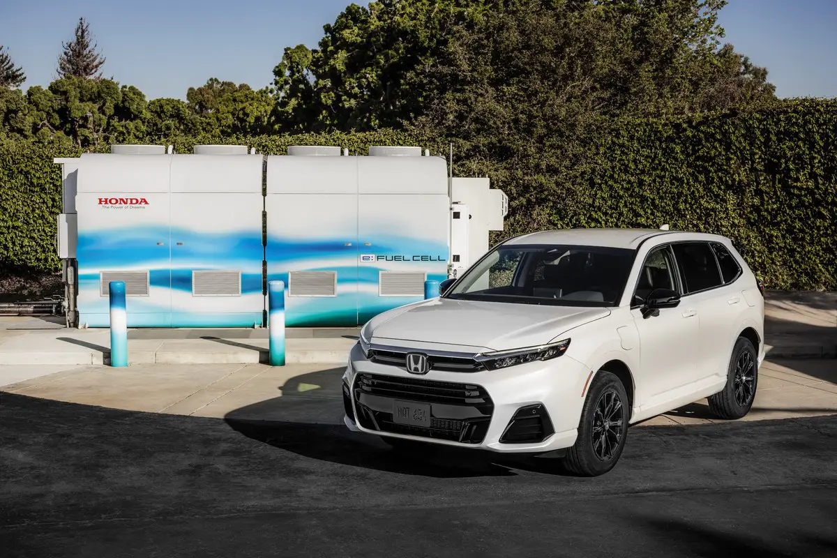 Honda unveils new fuel cell electric vehicle – the CR-V e:FCEV - H2 News