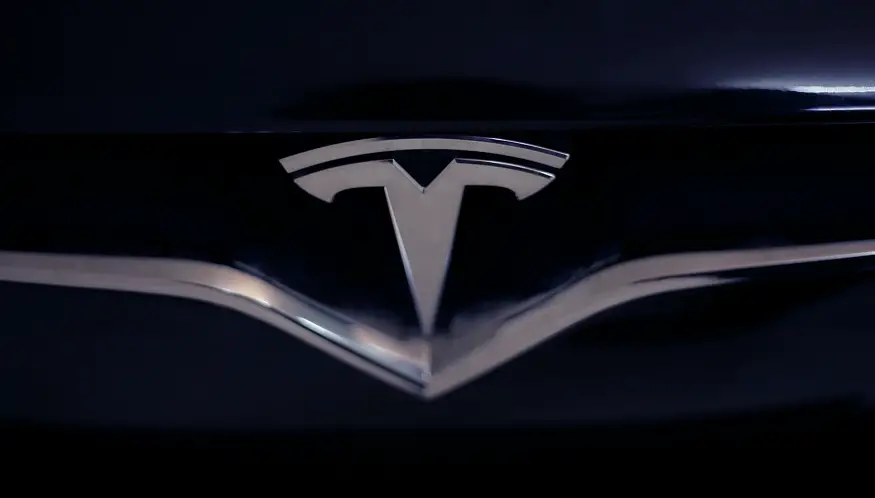 Tesla shares take off, taking it to the top automaker spot over Toyota