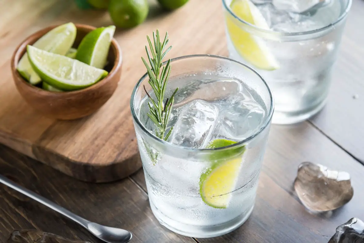 Distillery decarbonizes using hydrogen fuel power to produce gin - H2 News