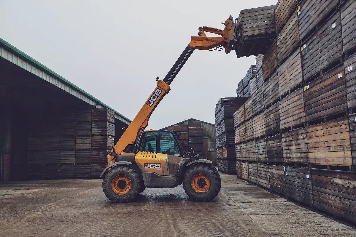 JCB hydrogen engines reach major production milestone  - H2 News