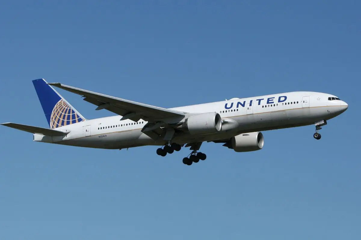 Multi-million-dollar sustainable fuel investment fund launched by United Airlines - H2 News