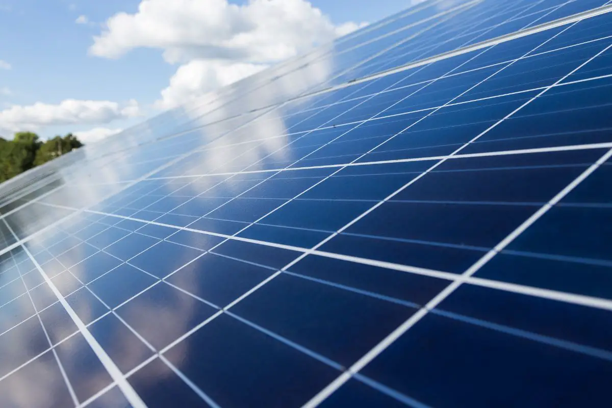 Solar panel that splits water boosts hydrogen fuel production efficiency - H2 News