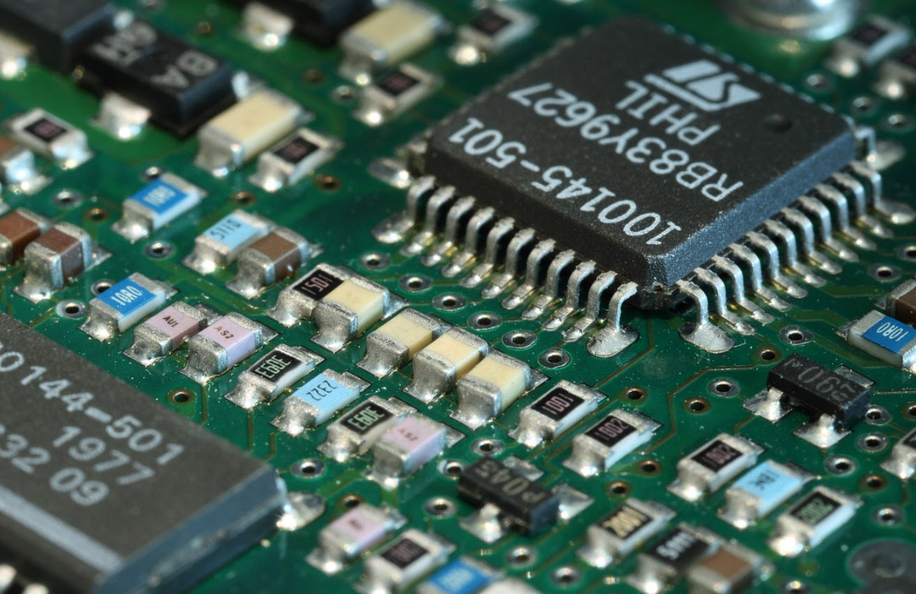 The Role of Modern Circuit Boards in Clean Energy