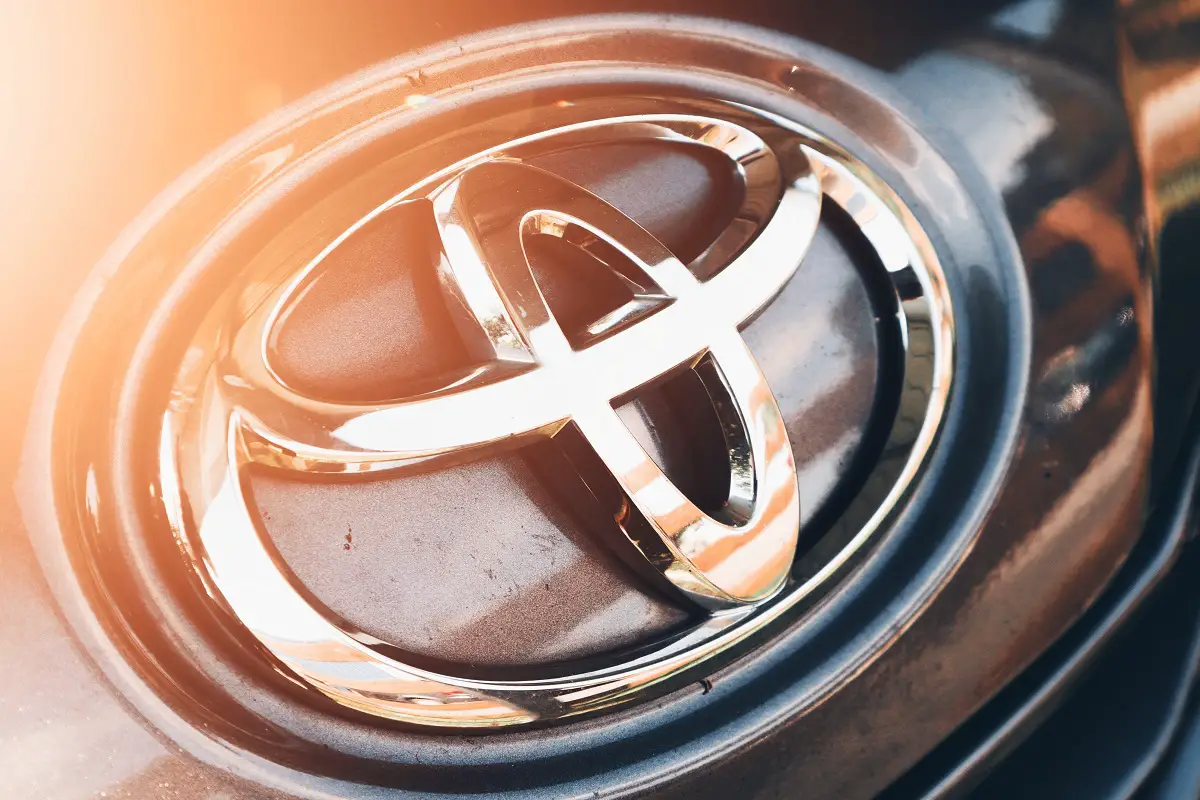 Prototype Corolla Cross hydrogen combustion engine car unveiled by Toyota - H2 News