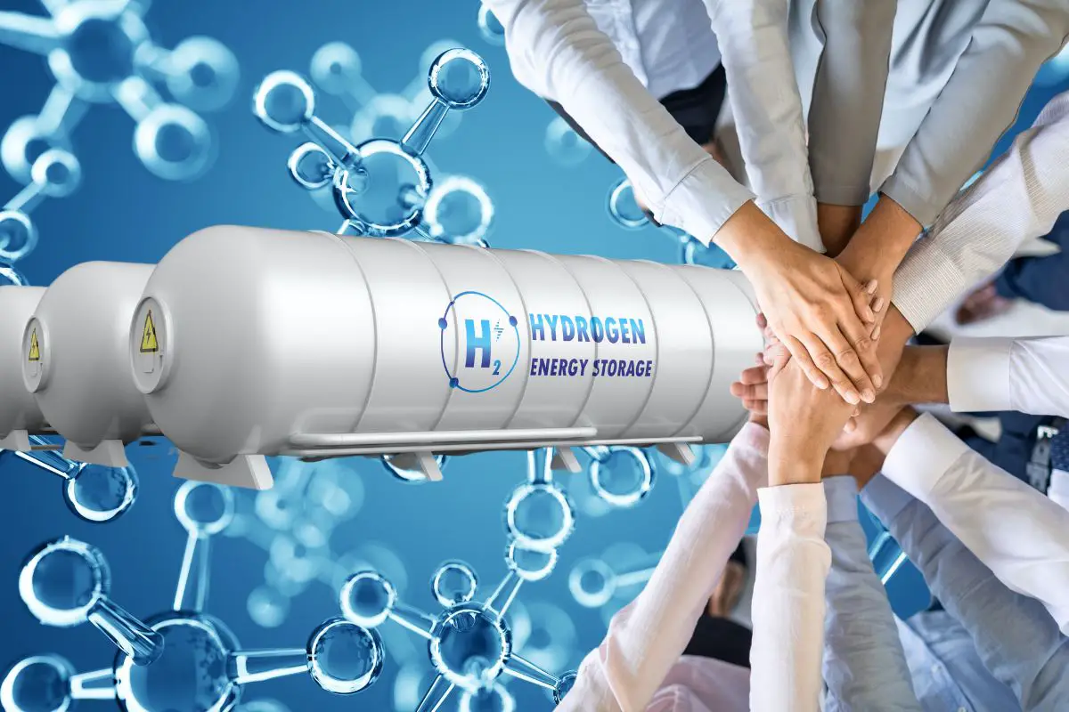 Liquid hydrogen storage joint research could lead to large-scale development - H2 News