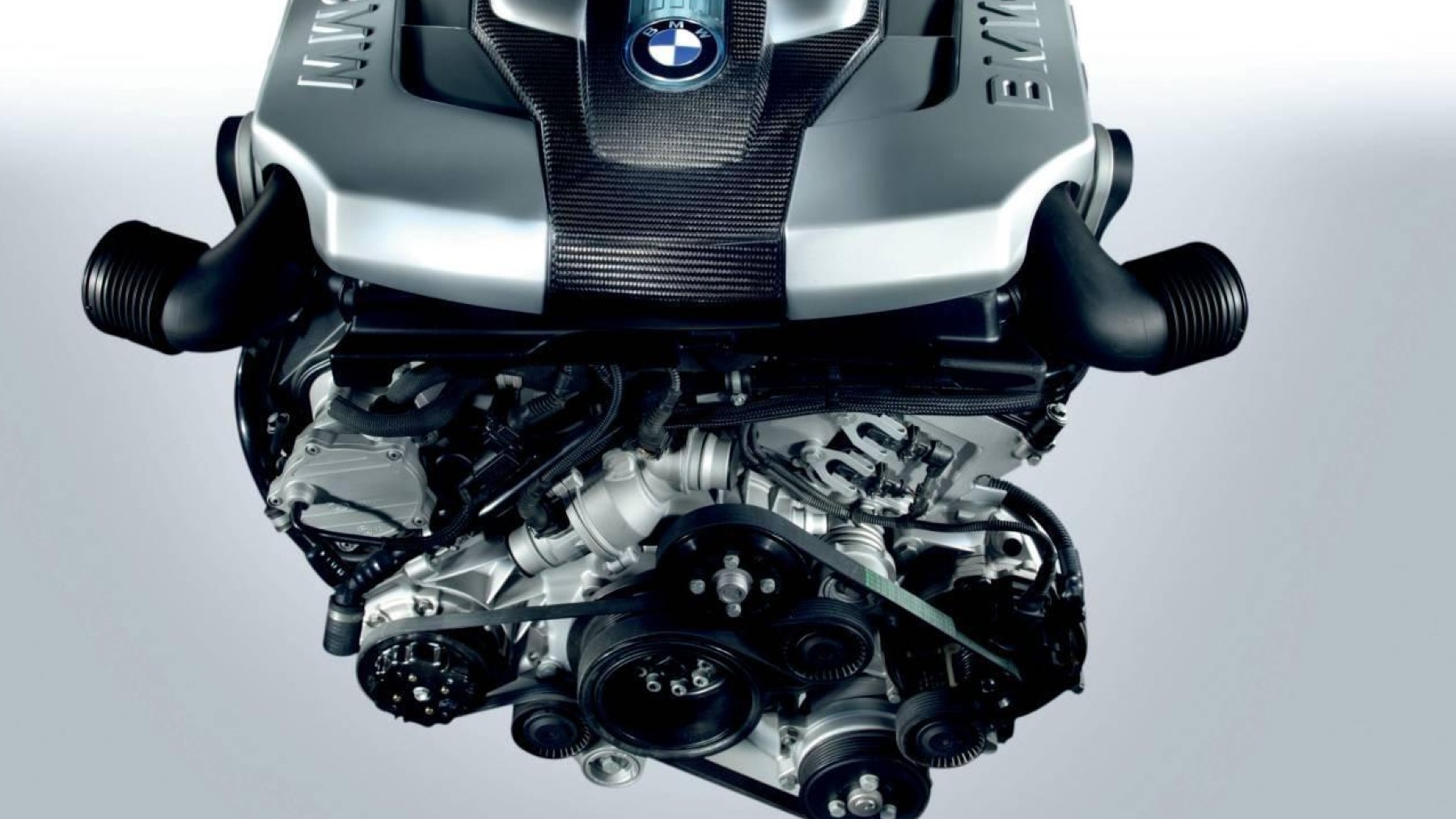 New fuel efficiency boosted: say goodbye to EVs with these futuristic engines