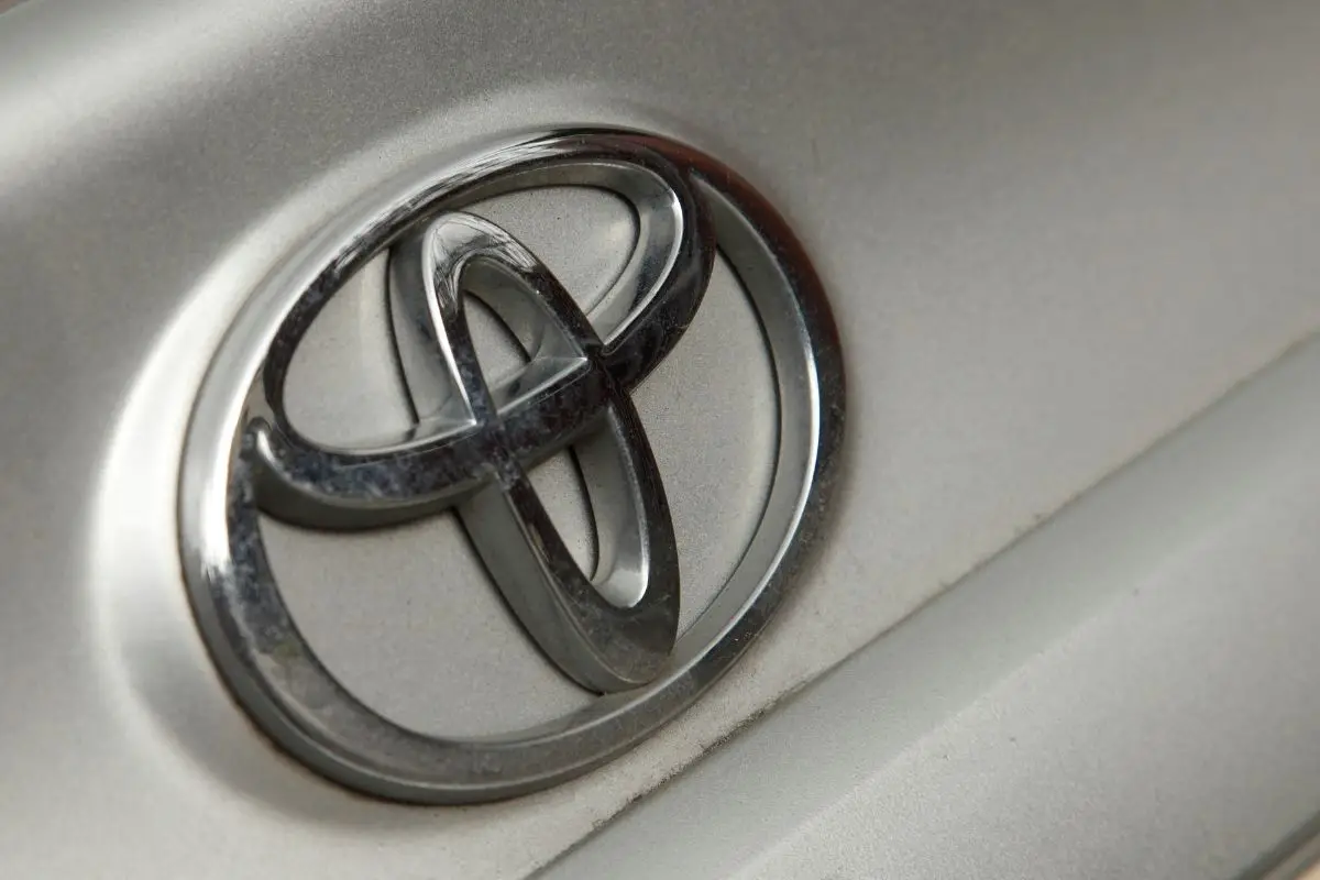 Toyota testing race car hydrogen combustion engines