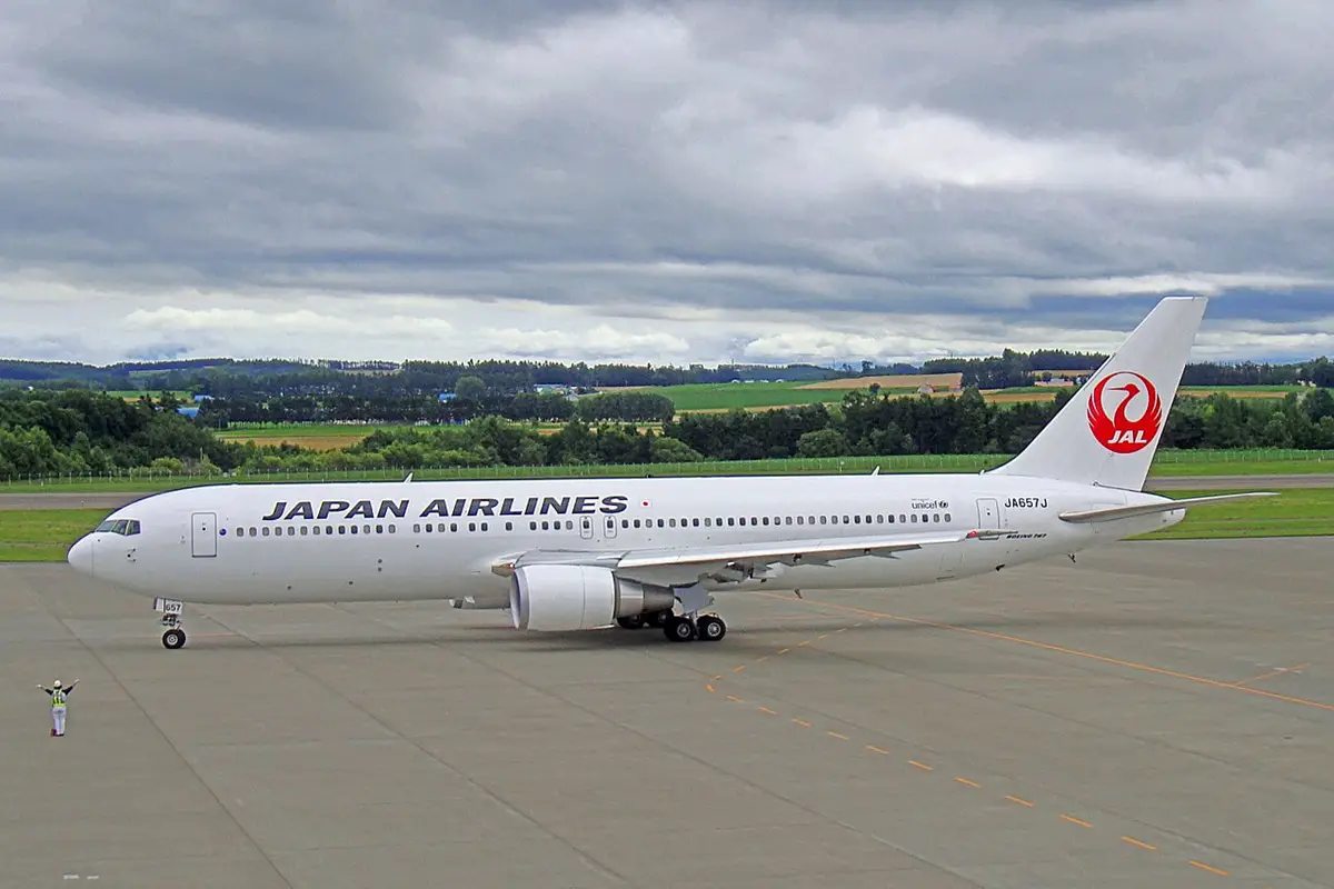 Japan Airlines signs hydrogen-electric plane collabs with top global manufacturers - H2 News
