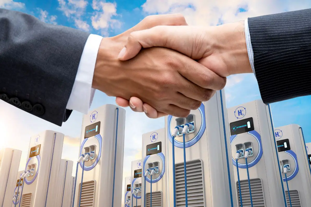 Atawey scores hydrogen refueling network with McPhy acquisition - H2 News