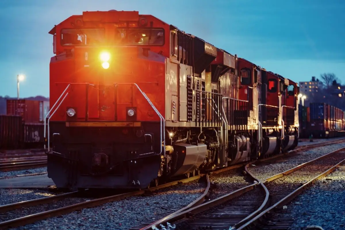 Canadian Pacific orders more hydrogen fuel cells to boost its program - H2 News