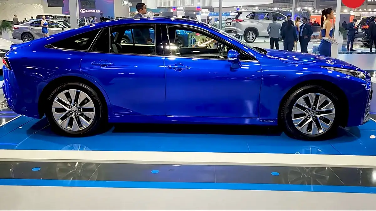 Second-gen Toyota Mirai FCEV showcased at Auto Expo in India - H2 News