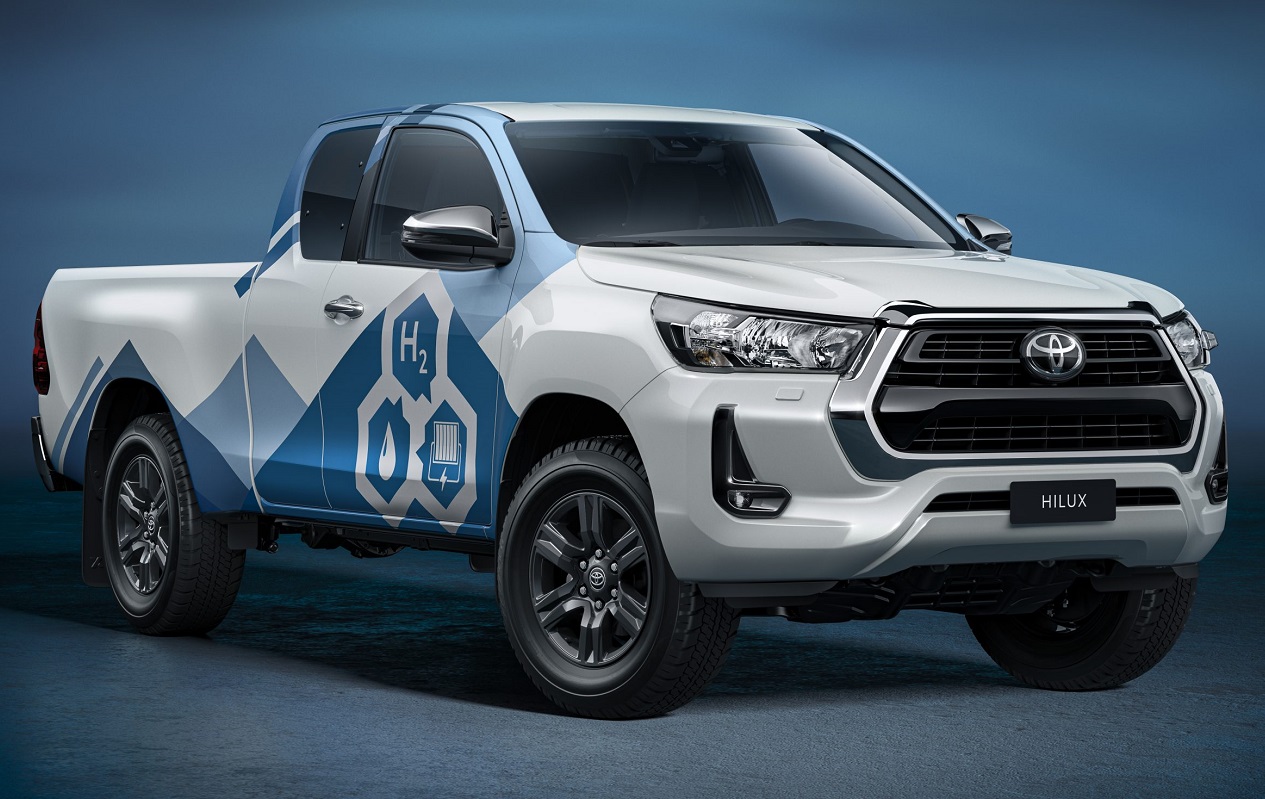 Ricardo supports Toyota with launch of its first UK-based prototype hydrogen light commercial vehicle