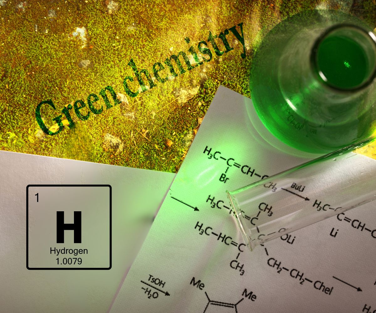 Turning Plastic into Hydrogen Fuel ~ The Role of Green Chemistry and Salts ~ Hydrogen Fuel News